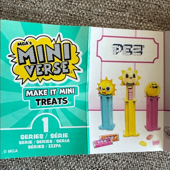 Mini Verse Make it Mini Treats
Colorful Pez Dispensers and Accessories Set - Picture 3 of 7